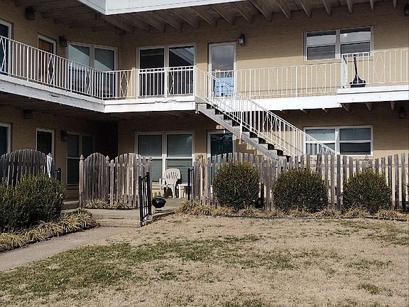 4th image of 4215 Churchman Ave #11155115