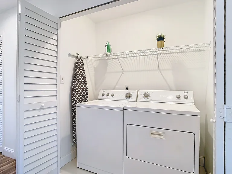 5417 Vineland Rd — Photo 24