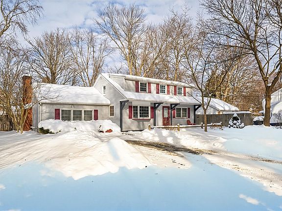 3rd image of 114 Rye Rd