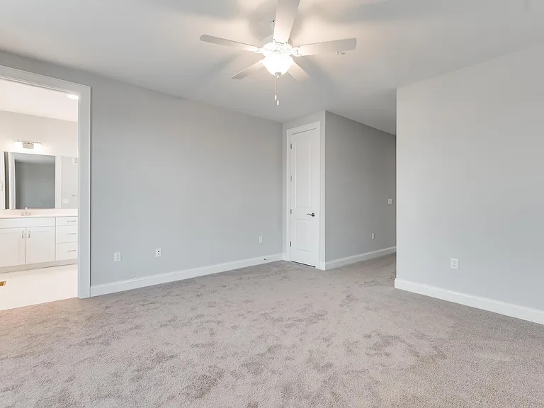 392 Armitage Walk #A — Photo 22