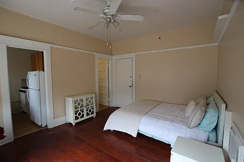 50 Breeze Ave #4 Photo 1 50 Breeze Ave #4 Photo 1