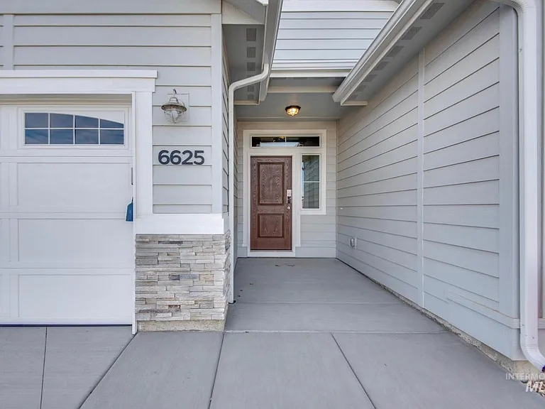 6625 E Zaffre Rdg — Photo 3