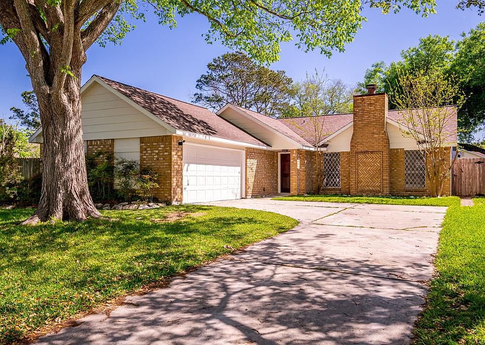 1st image of 412 Meadowpoint Dr