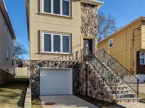 2nd image of 297 Jewett Ave