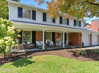 2114 Ashcraft Ln, Louisville, KY 40242