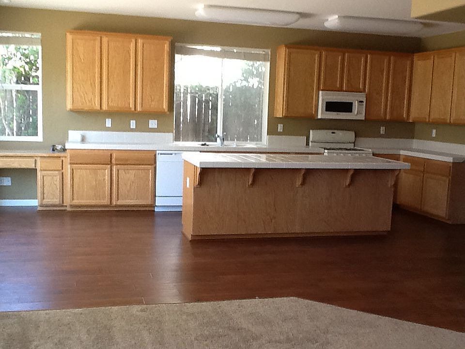 2nd image of Bridgestone Dr