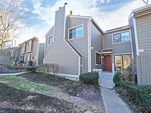 9811 Timbers Dr, Cincinnati, OH 45242