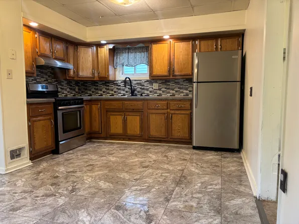 104 S 9th Ave, Butler, PA 16001