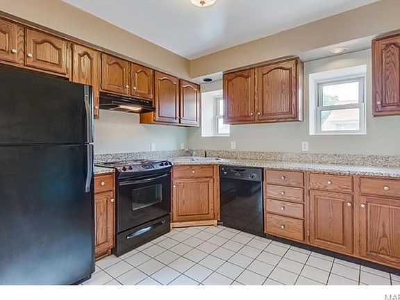 3rd image of 4512 Westminster Pl APT 2W