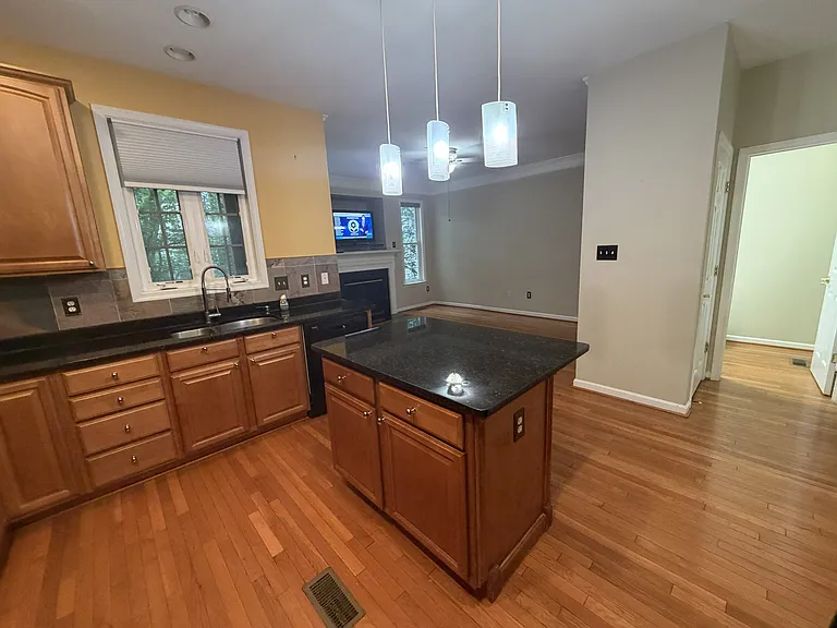 20116 Macintosh Ln — Photo 6
