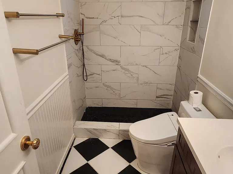 5255 Bellingham Ave #109 — Photo 4