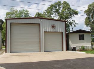 118 Euel St, Zavalla, TX 75980