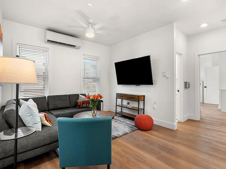 141 Hillside St #1 — Photo 8