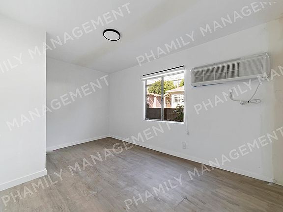 5th image of 167 S Oak Knoll Ave APT 2