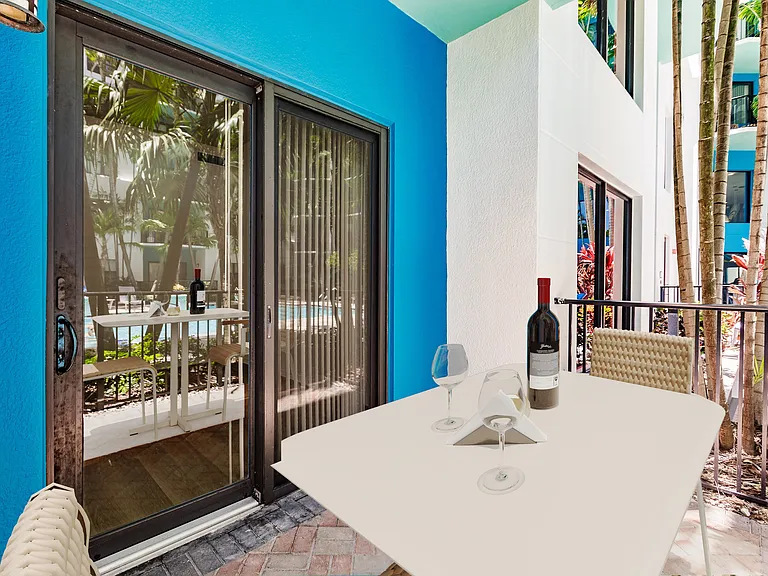 Aviah Flagler Village — Photo 90