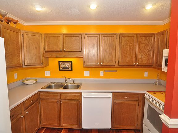 5th image of 200 W Woodcroft Pkwy APT 42B