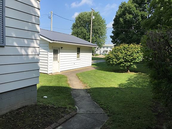 3rd image of 510 W Mansfield St