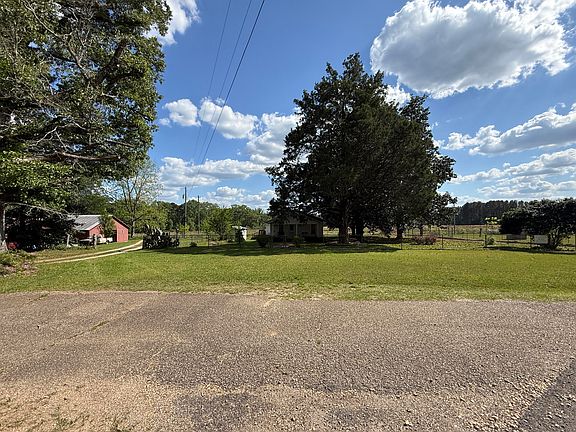 3rd image of 169 Fillingane Rd