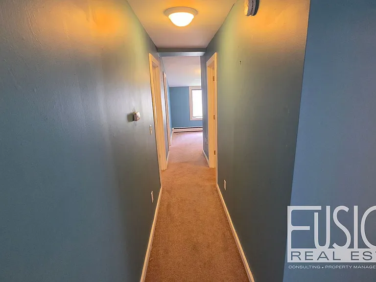 446 Colchester Ave — Photo 5