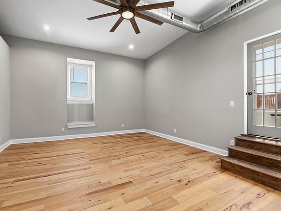 5th image of 1202 Allen Ave #Penthouse