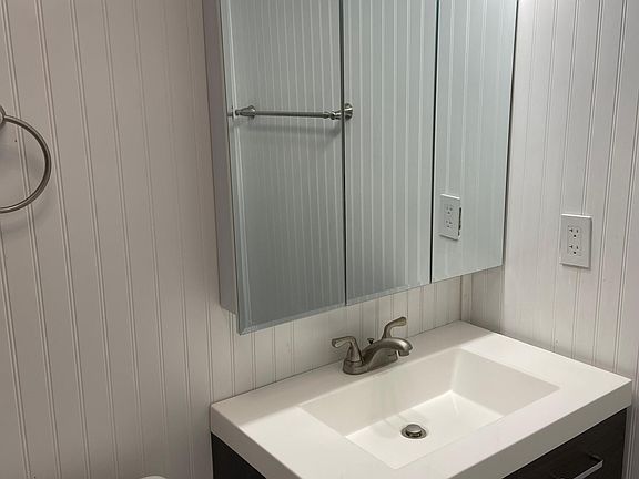 2nd image of 826 E Tiffany Dr APT 2