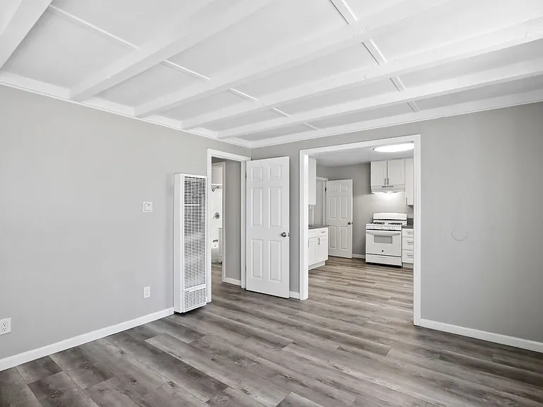 Moval Terrace Apartments — Photo 3