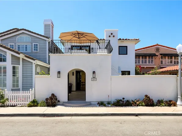 209 Via Koron, Newport Beach, CA 92663