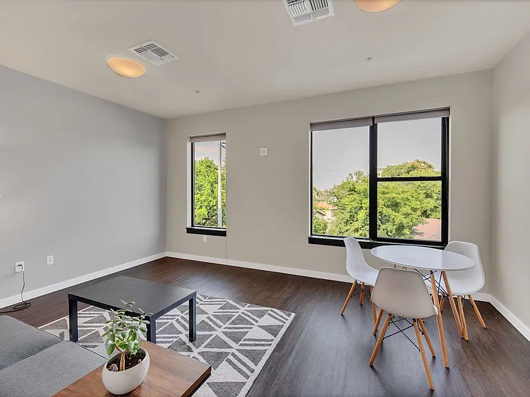 1900 12th Ave S #311 — Photo 14