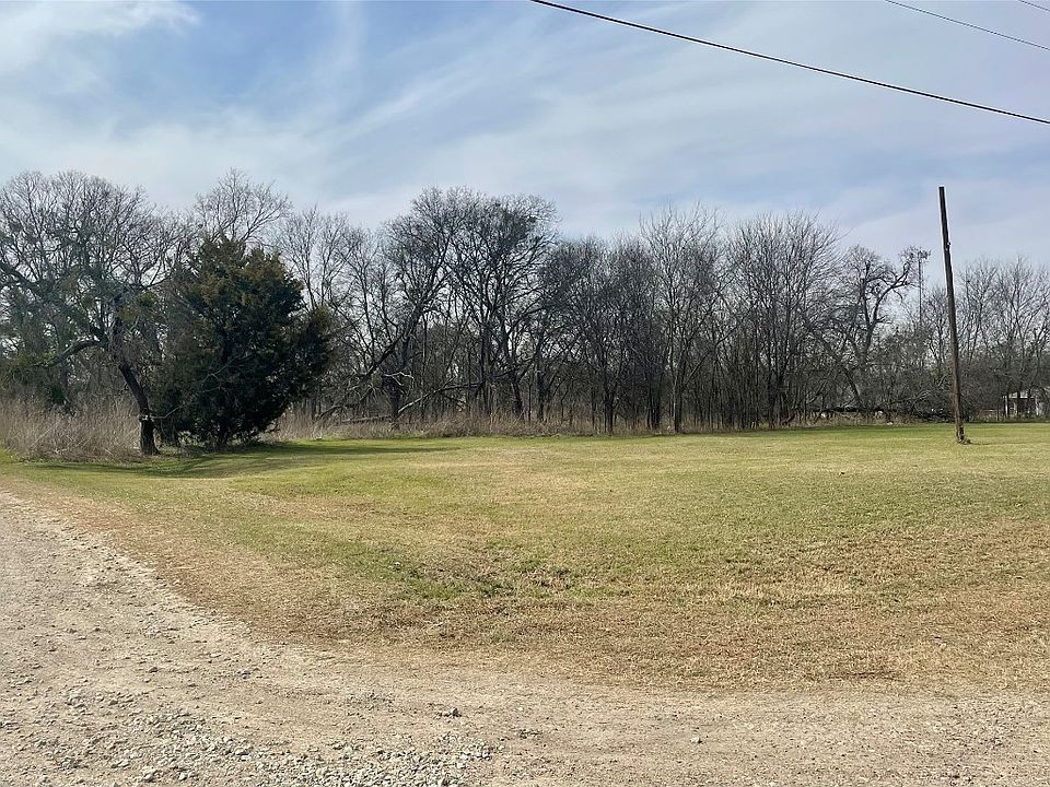 1st image of N Dallas St