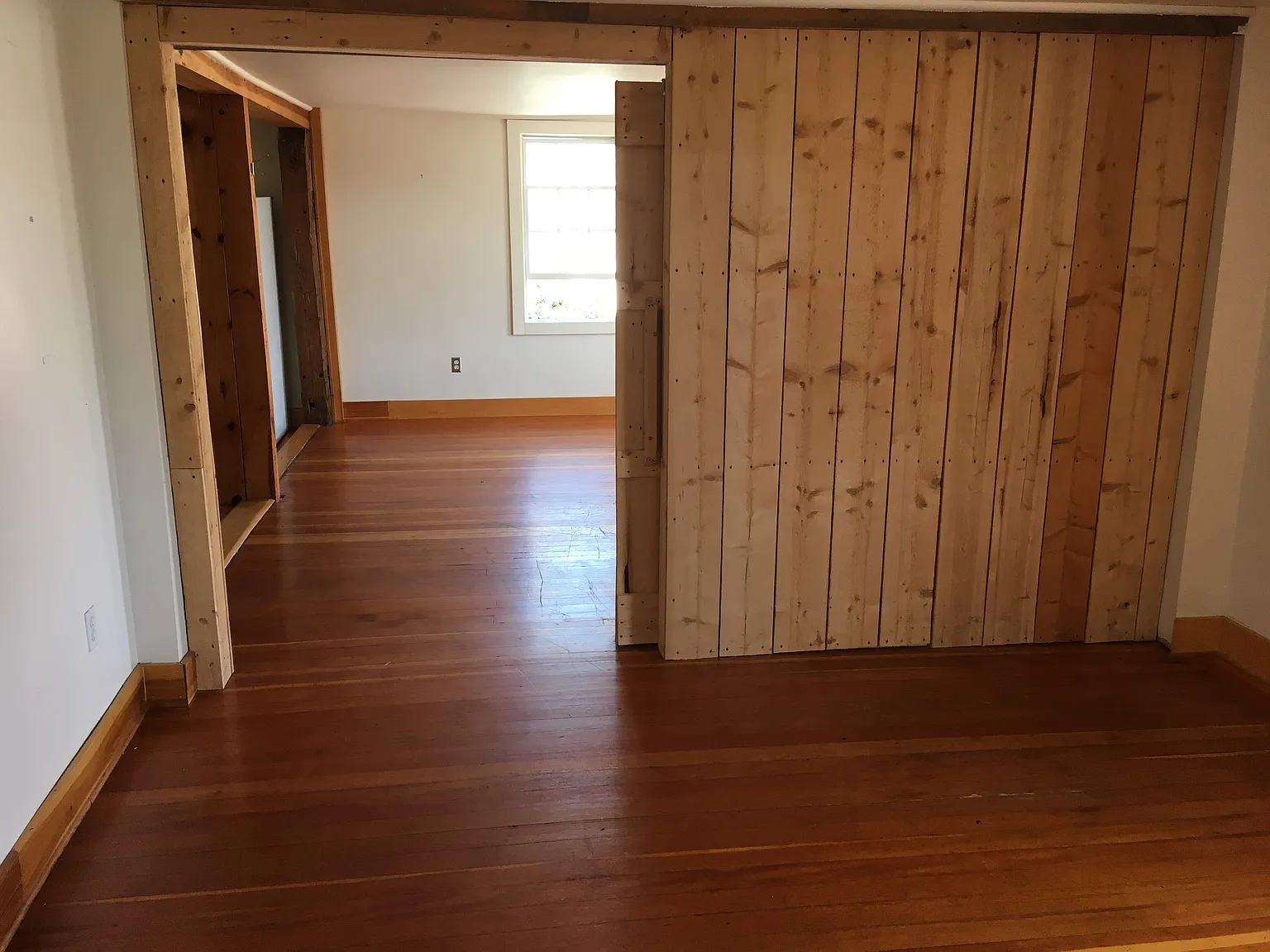 36 Charles St — Photo 3