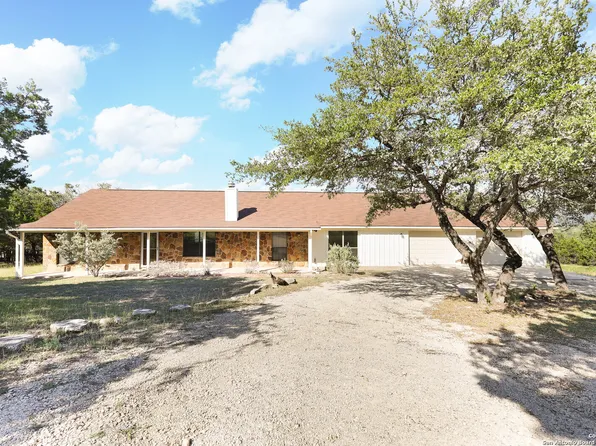 540 Soft Wind, Canyon Lake, TX 78133