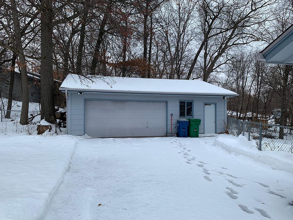 2nd image of 6918 Crest Dr
