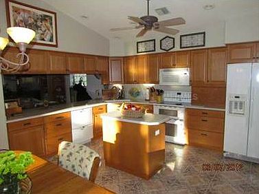 4th image of 205 King Palm Ct