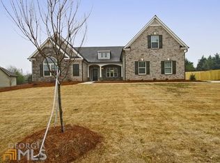 8235 Post Oak Ln, Gainesville, GA 30506