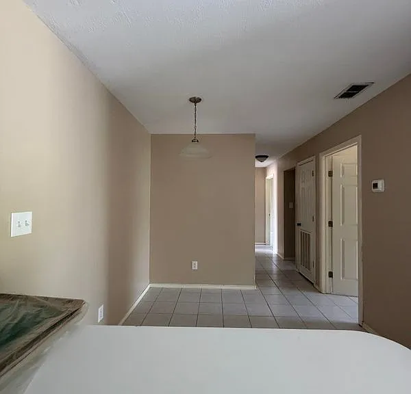 1800 Oasis Dr #102 — Photo 4