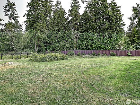 5th image of 657 SW Camano Drive