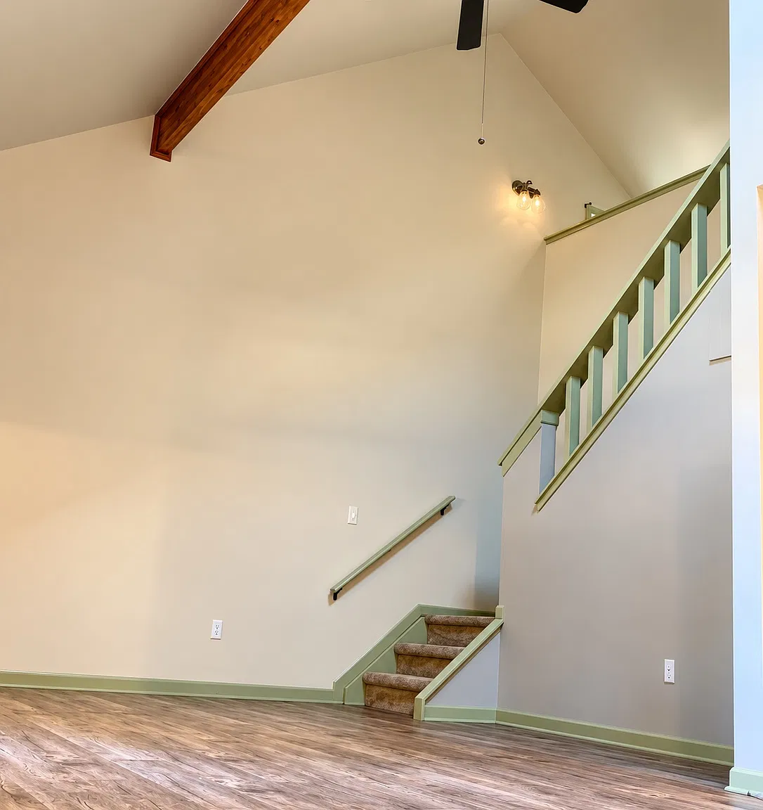 2 bed, 785 sqft, $1,250 — Photo 2