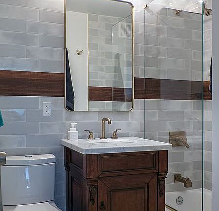 3rd image of 333 E 45th St APT 12F
