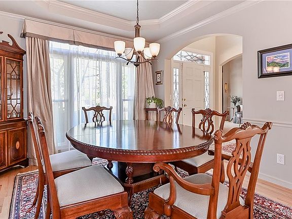 4th image of 3308 Fieldwood Dr SE