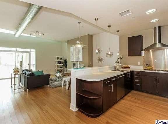 5th image of 730 W Doran St APT 213