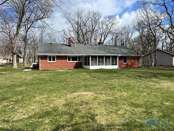 4th image of 4902 E Woodland Dr