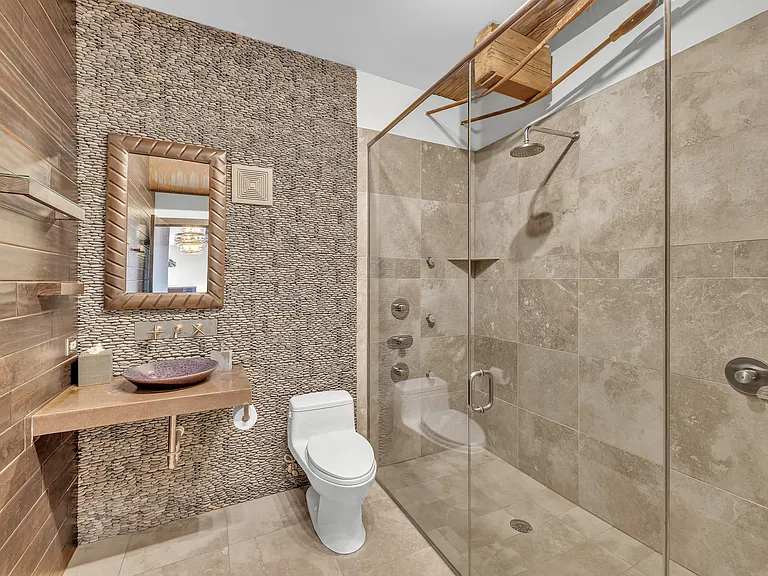 2419 W 14th St #2 — Photo 22