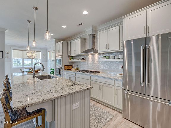 5th image of 5119 Creswell Drive