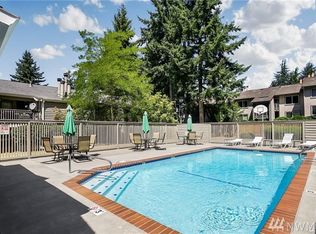 12608 NE 119th St APT B3, Kirkland, WA 98034