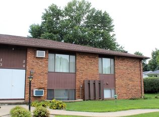509 Jenkran St APT 2, Morrison, IL 61270