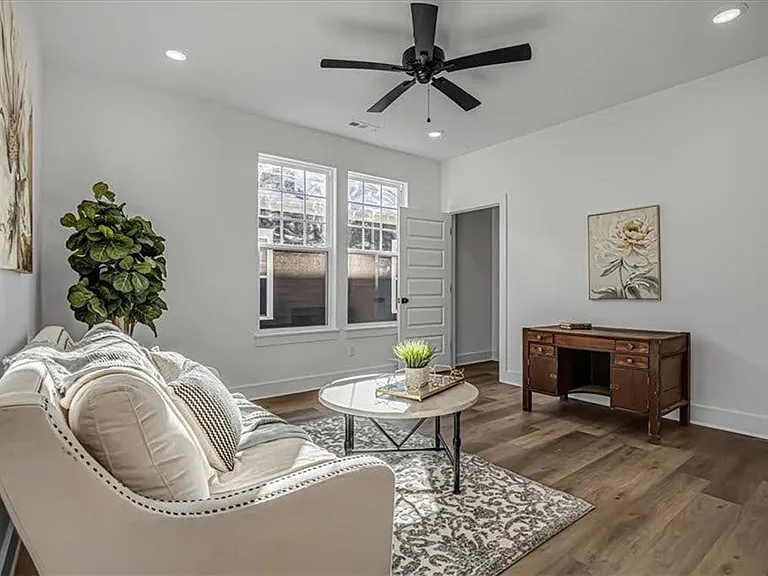 743 S Washington Ave. — Photo 19