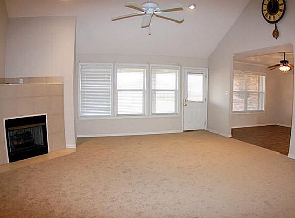 2nd image of 612 Parker Ln