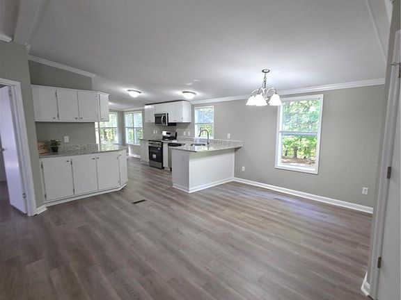 3rd image of 866 Smithonia Road