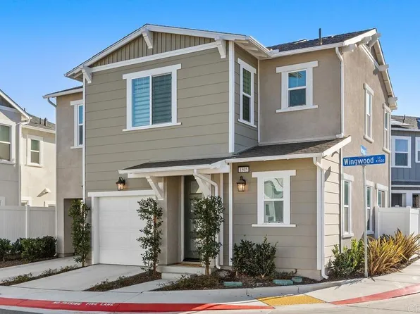 1505 Wingwood Ln, Vista, CA 92083