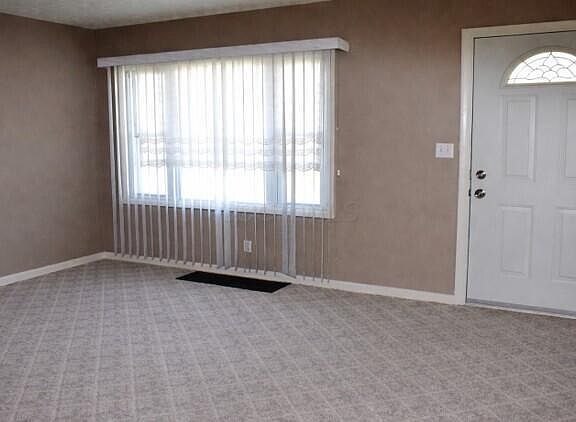 5th image of 2873 Ontario St